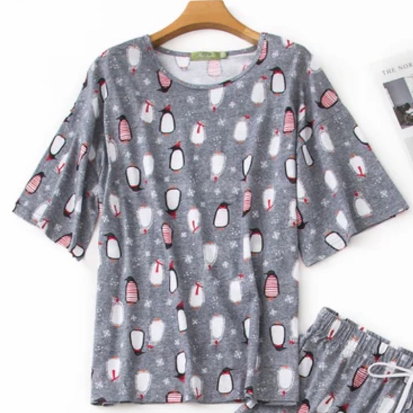 •ENJOYNIGHT•GRAY PENGUIN PRINT WINTERTIME ROUND NECK SHORT SLEEVE TOP XL EUC - Picture 4 of 10